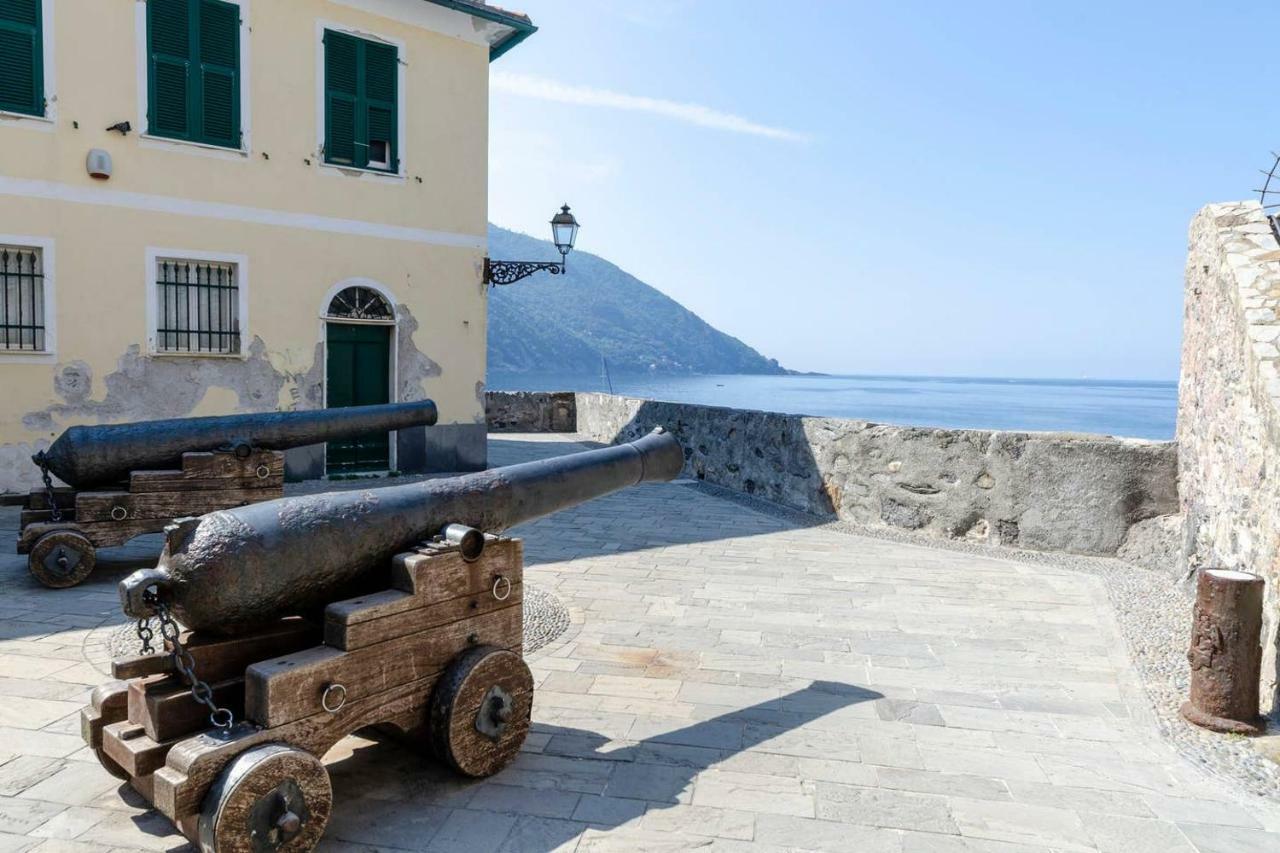 Joivy Charm 1 Bed Apt Overlooking Port Of Camogli Apartment Exterior photo